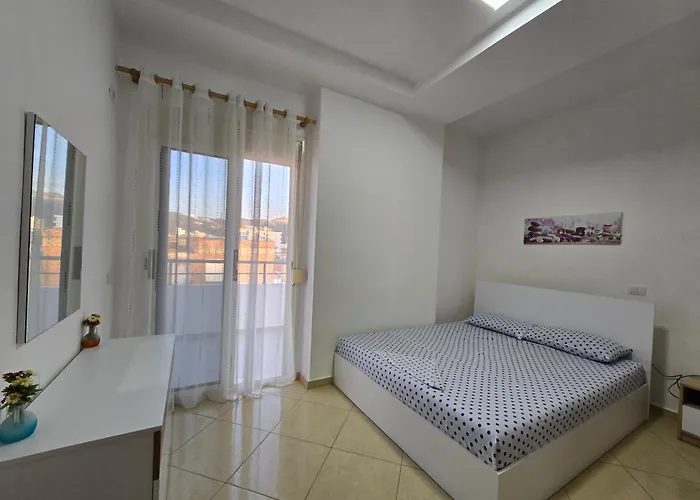 Modern , Quiet , Family Friendly & Fully Furnished