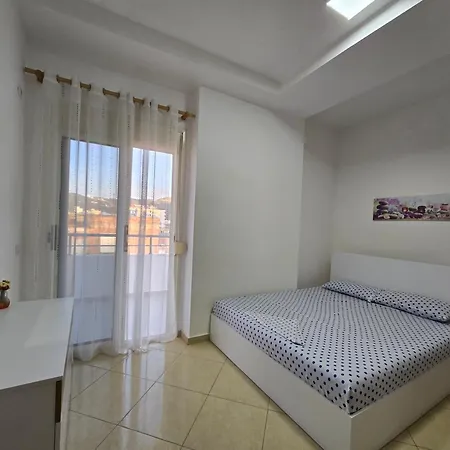 Modern , Quiet , Family Friendly & Fully Furnished